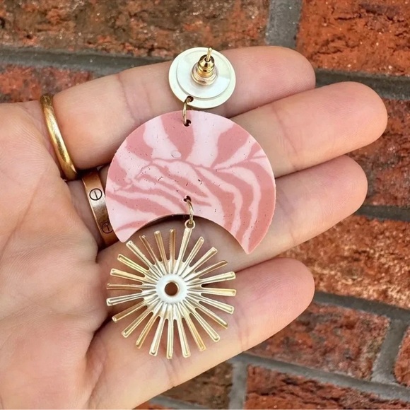 Bohemian Sun Blush Star Earrings - Picture 6 of 7